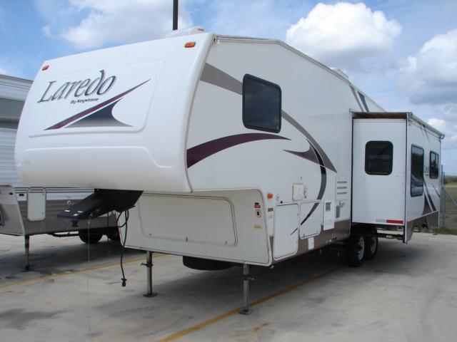 2005 Keystone Laredo